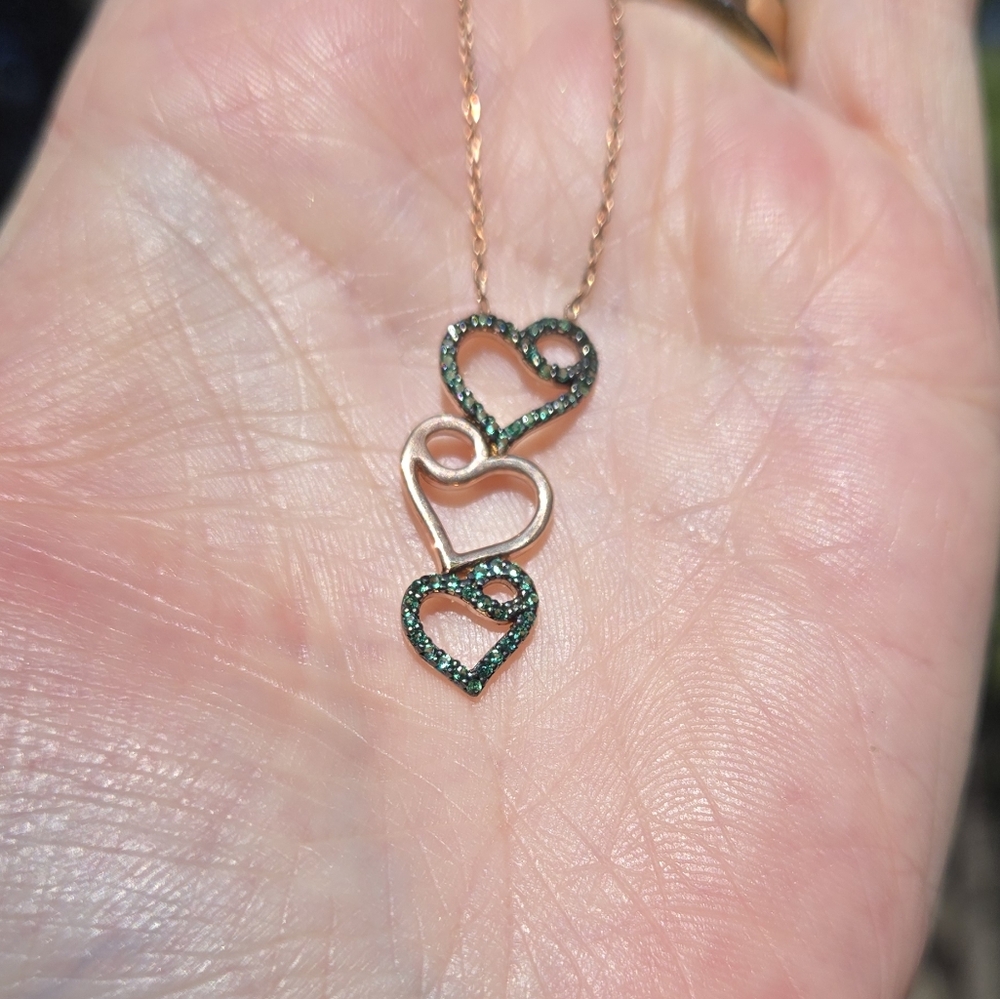 Emerald sterling & rosegold tripple Heart Necklace 16" - Picture 3 of 7